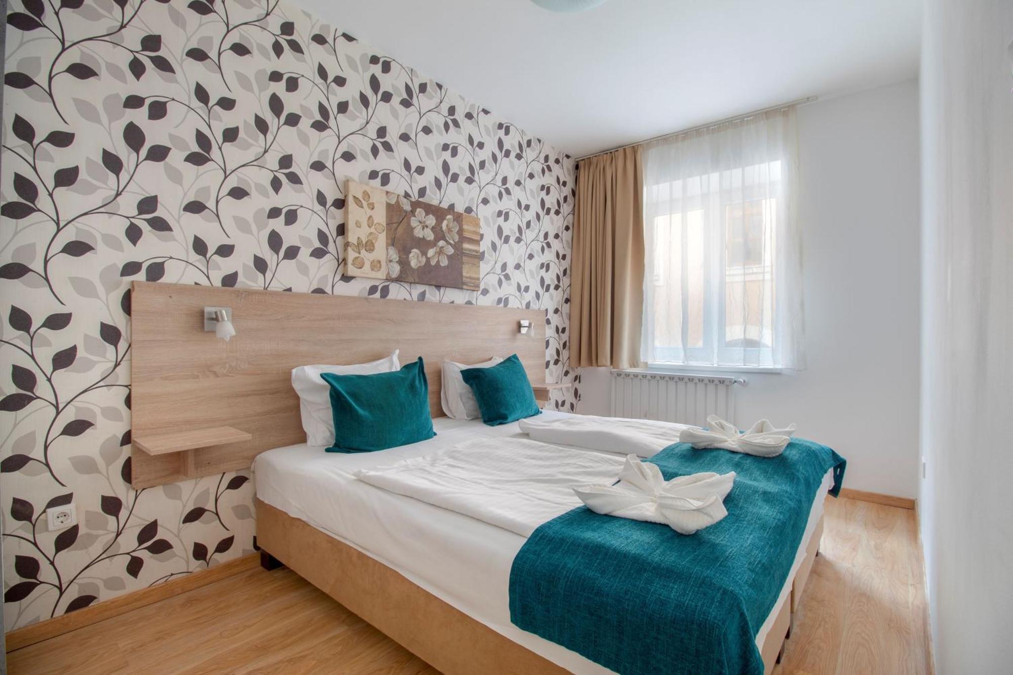 Mono With Free Parking * Budapest